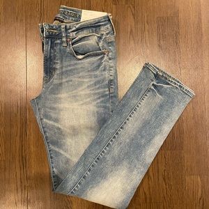 AE men’s 28x32 denim jeans. NWT